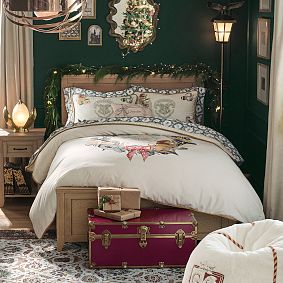 Harry Potter™ Gryffindor™ Trunk (32")