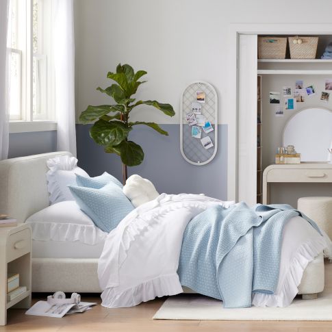 Curve Appeal Bedroom