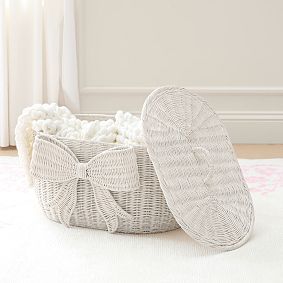 LoveShackFancy Woven Bow Lidded Trunk (23"x 15")