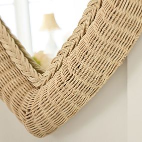LoveShackFancy Heart Rattan Mirror (30")