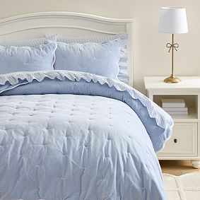 Sweet Velvet Scallop Quilt