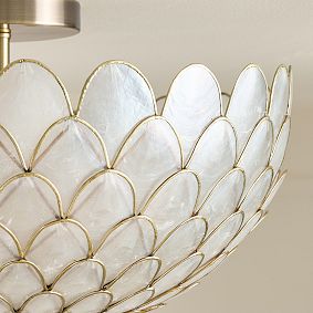 Gold Scallop Capiz Flush Mount (19")