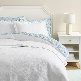 AERIN Scallop Coverlet