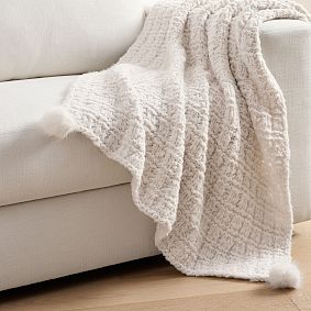 Cloud Hug Pom-Pom Throw