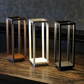 Zafferano Home Pro Touch-activated Cordless Light (12")