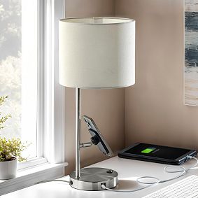 Wyatt SuperCharger Desk Lamp (22")