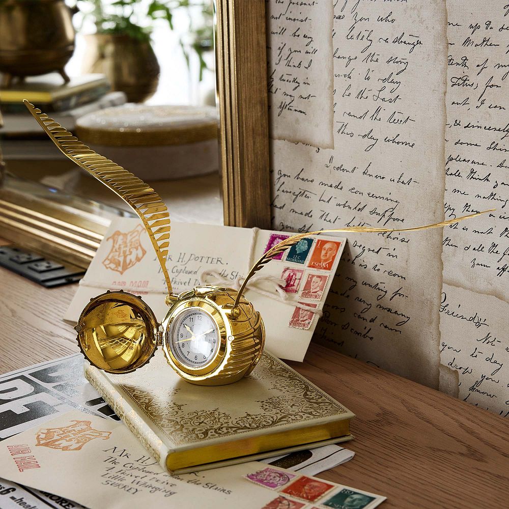 ハリーポッター グディッチ時計 HarryPotter goldensnitch Harry Potter™ Golden Snitch™ Clock | Pottery Barn Teen
