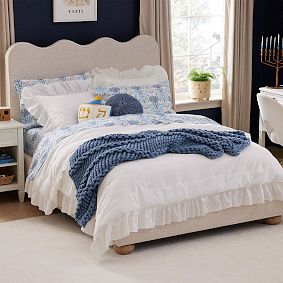 Millie Wavy Upholstered Classic Bed