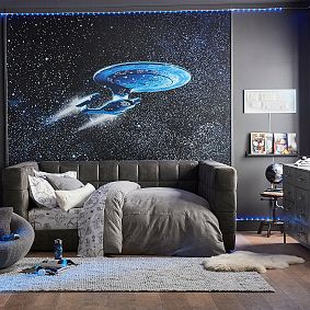 <em>Star Trek</em>™ Live Long and Prosper LED Panel