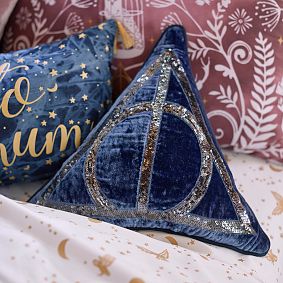 HARRY POTTER™ DEATHLY HALLOWS™ Pillow