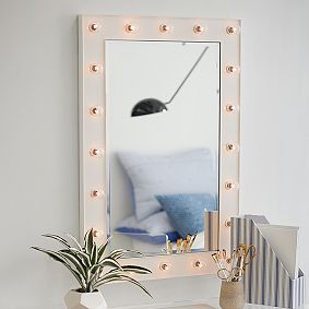 Marquee Light Wall Mirror (36"x24")