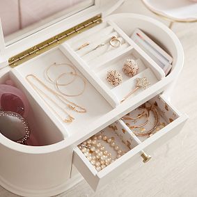 Hello Kitty® Bow Jewelry Box