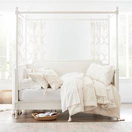 Colette Canopy Daybed