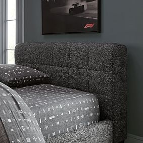 Baldwin Classic Upholstered Bed