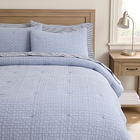 Leeward Stitch Comforter