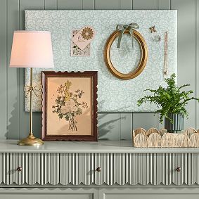 Forget-Me-Knot Bow Table Lamp (25")