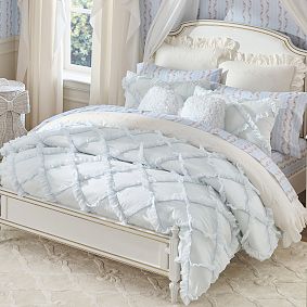 LoveShackFancy Bow Trellis Rug