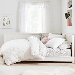 Beadboard Lounge Platform Corner Bed