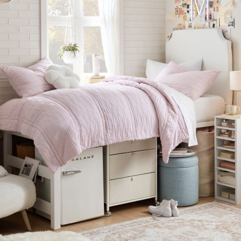 Smart Storage Dorm Room