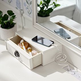 Marlowe Vanity Mirror Topper