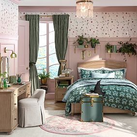 <i>Wicked</i> Wallpaper Samples