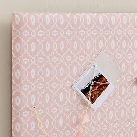 No Nails Dorm Pinboard (36"x24")