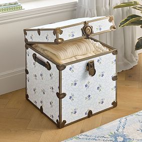 Hill House Home Clematis Scallop Cube Dorm Trunk (18")