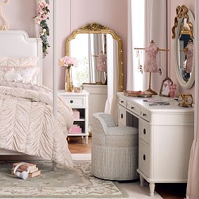 LoveShackFancy Leona Trellis Jacquard Vanity Stool