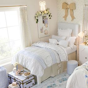 LoveShackFancy Mini Bow Neon