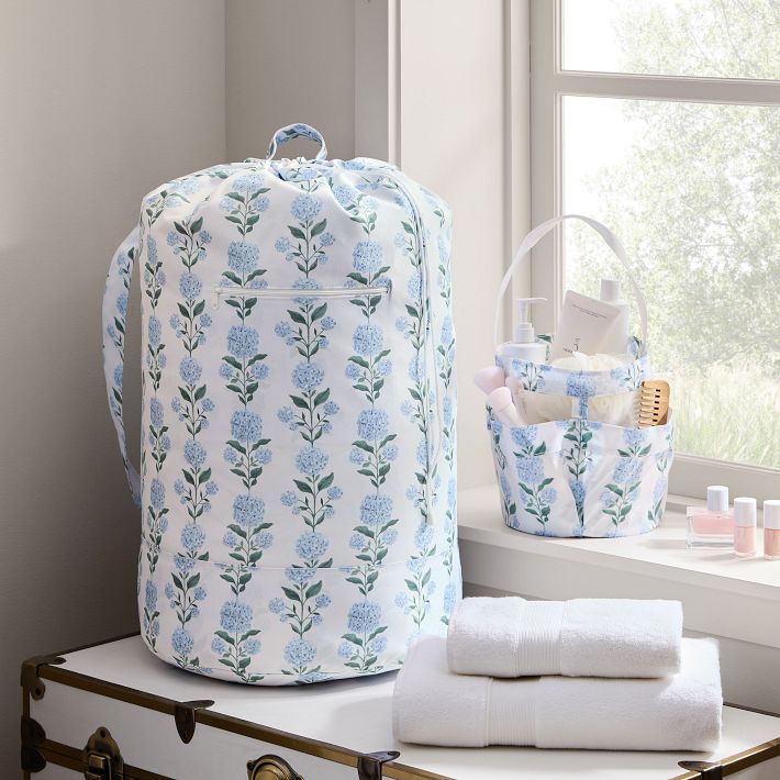 Lilly Pulitzer XL Laundry Backpack Lilly Pulitzer Essential Laundry Backpack | Pottery Barn Teen main image 3