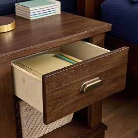 Turner Nightstand (22")