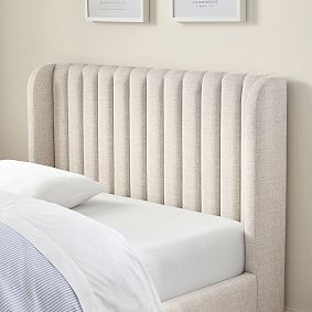 Arden Upholstered Classic Bed