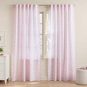 Roller Rabbit Hearts Light-Filtering Curtain