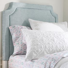 Kendra Scott Smart Auburn Tufted No Nails Dorm Headboard