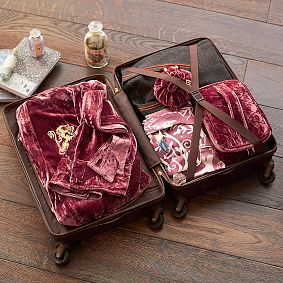 Harry Potter™ Gryffindor™ Velvet Train Case