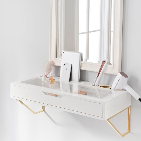Get Ready Beauty Station (31.75"x12.75")