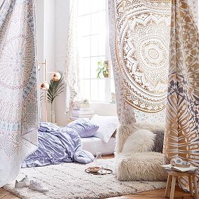 Printed Tapestry, Gold/White