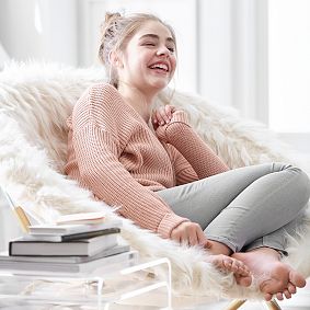 Winter Fox Faux Fur Hang-A-Round Chair