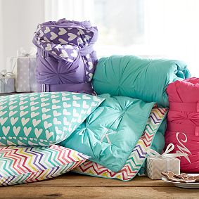 Pintuck Sleeping Bag &amp; Pillowcase, Purple Sweethearts