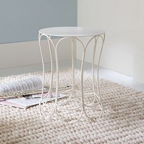 Loop Side Table