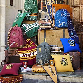 Harry Potter™ House Patch Ravenclaw™ Pillow Cover