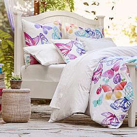 Beadboard Curved Headboard Bed &amp; Trundle
