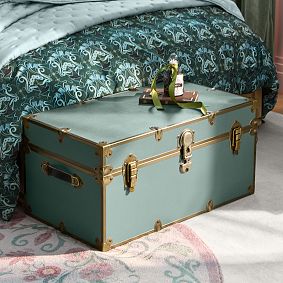 <i>Wicked</i> XXL Dorm Trunk (36")
