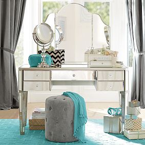 Velvet Tufted Stool