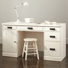 Paramount Desk