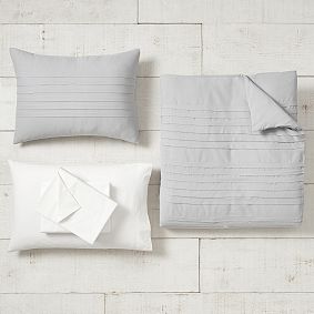Pretty Pleats Duvet Set