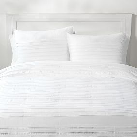 Pretty Pleats Duvet Set