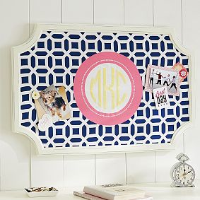 Scallop Framed Monogram Pinboard - Navy Peyton