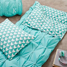 Pintuck Sleeping Bag &amp; Pillowcase, Pool Sweethearts