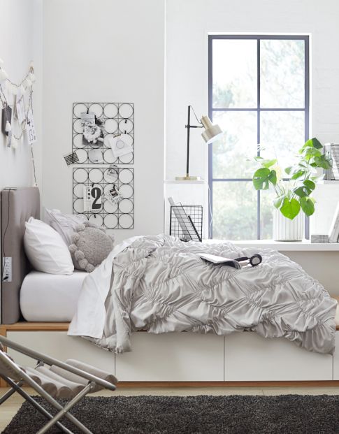 Dorm Lookbook